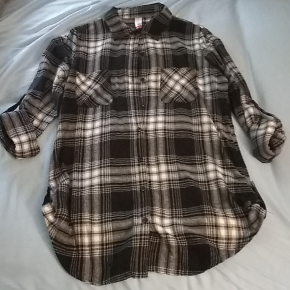 No boundaries flannel tunic